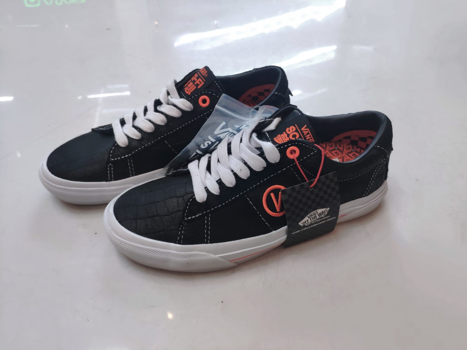 Tenis vans best sale 100 reais