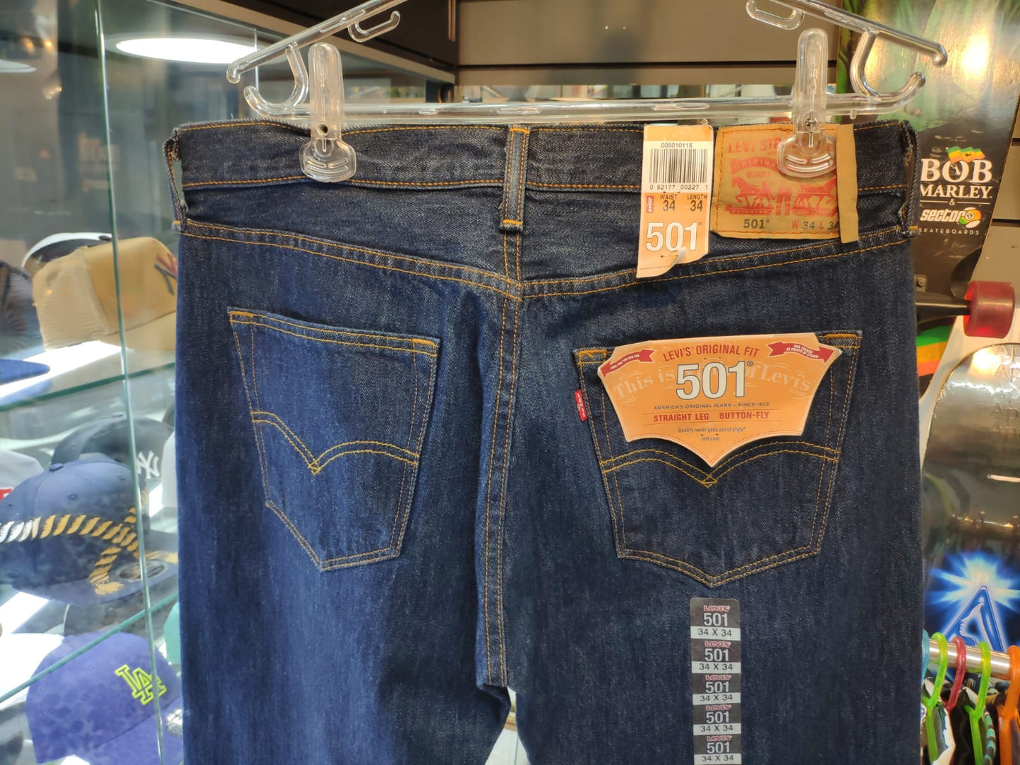 Calça Jeans Levi's® 501® Original Reta