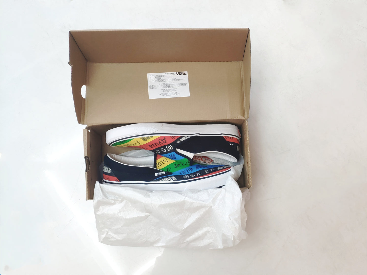 Tenis Vans Classic Spip-On Spirit Multi