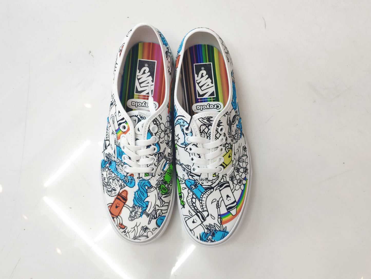 Tênis Vans Authentic Crayola Diy/ Sketch Your