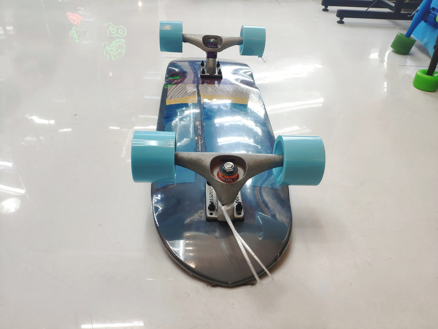 Skateboards Simulador de Surf Longbord Loaded // Carver Bolsa CX