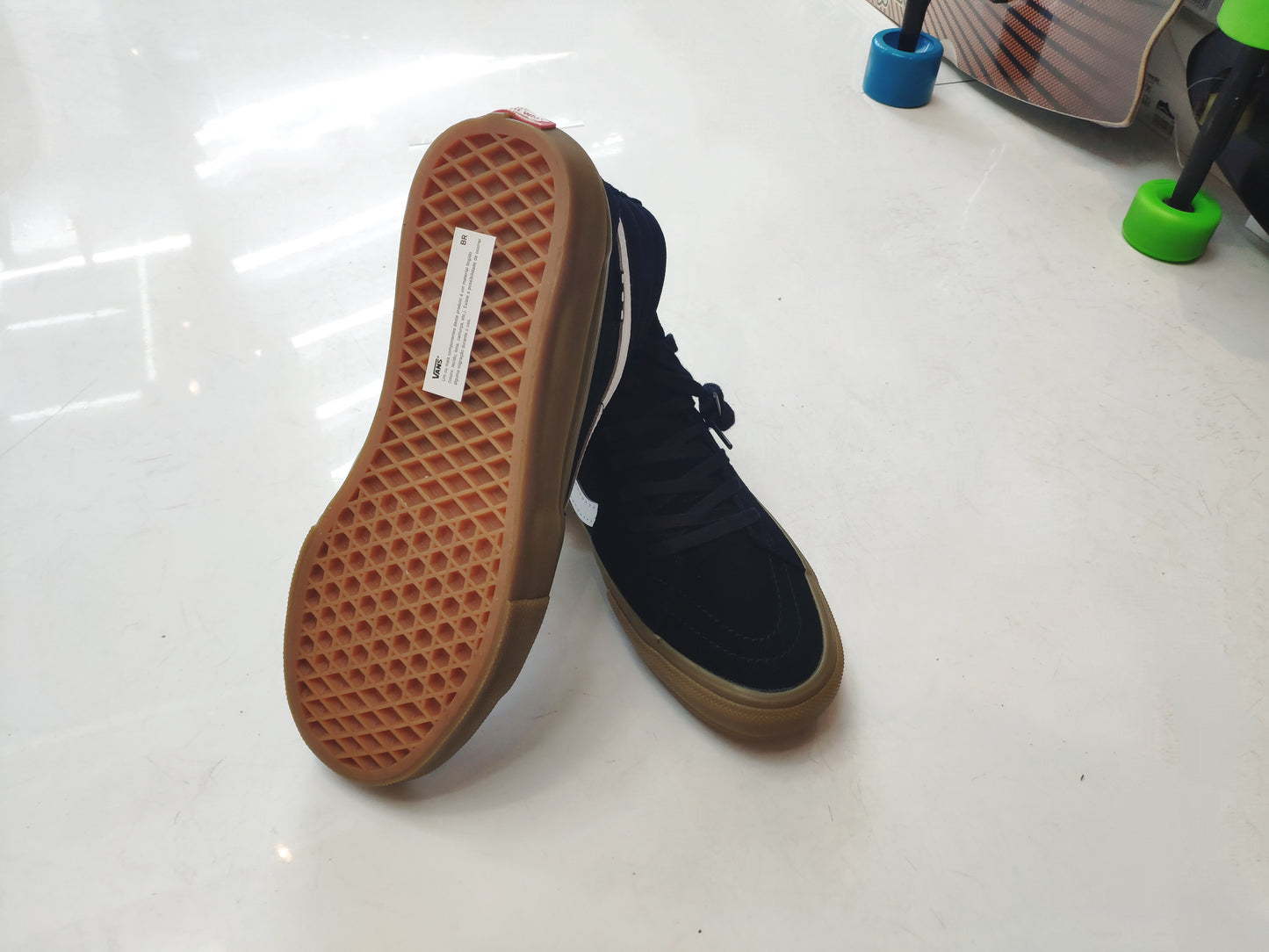 Tênis Vans Skate Sk8-Hi Black/Gum Pro Preto 38BR