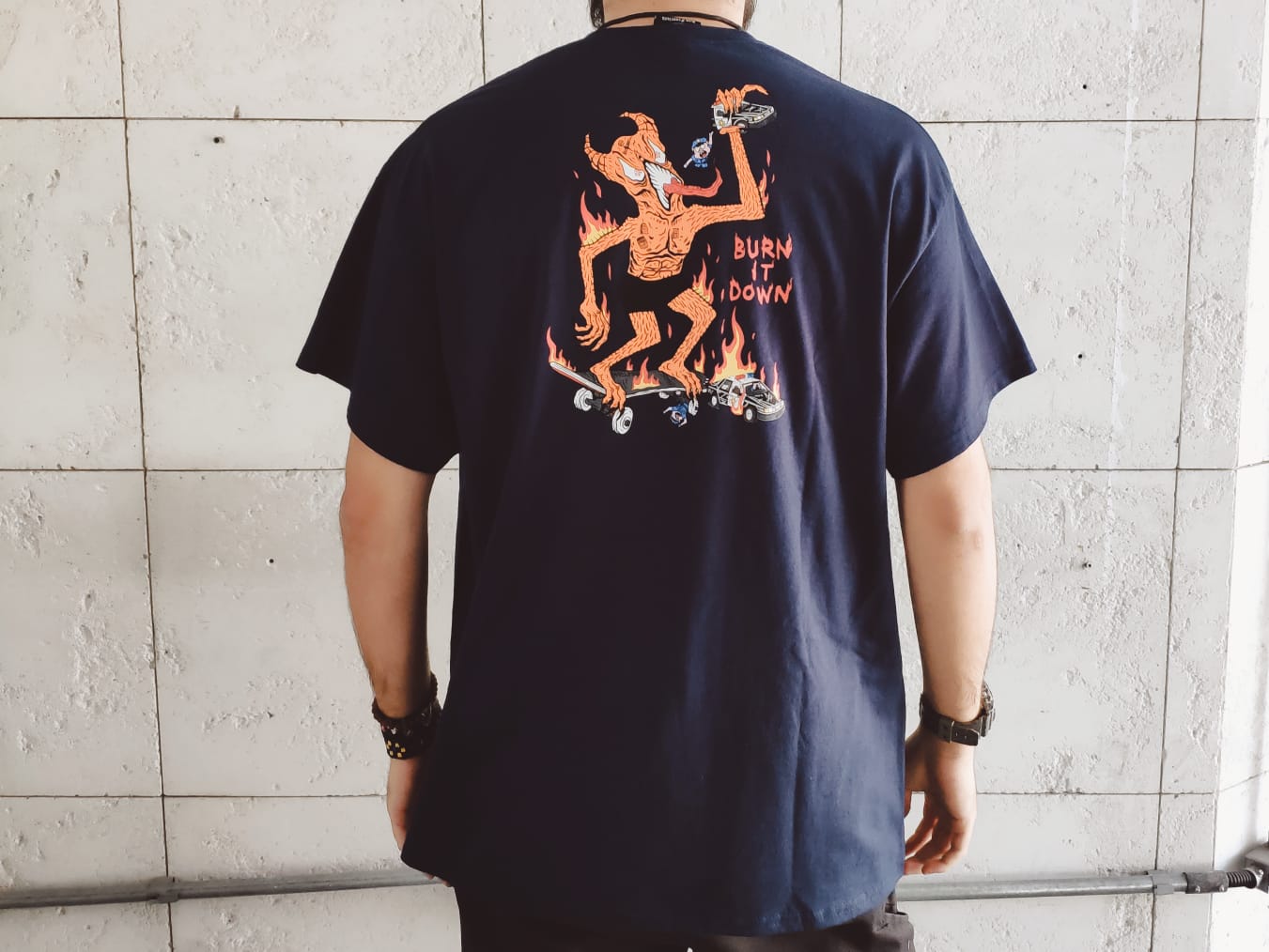 Camiseta Thresher Neckface Dark Blue /Azul Marinho XL