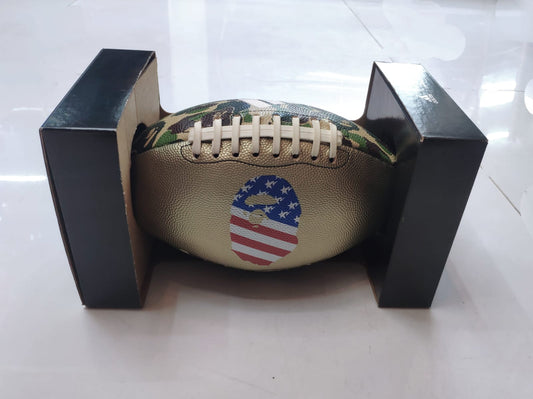 Bola de Futebol Americana Adidas x Bape Ball