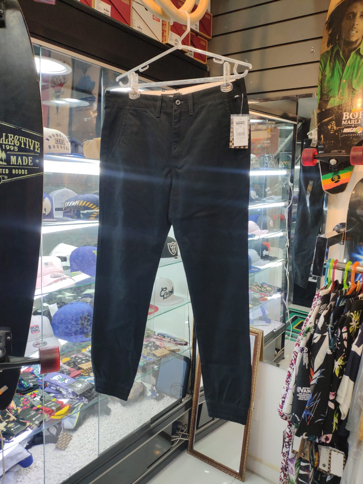 Calça Vans Authentic Jogger Fit  Black