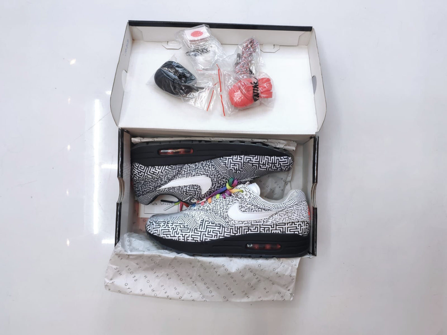 Tênis Nike AIR MAX 1 OA YT Tokyo 41 BR