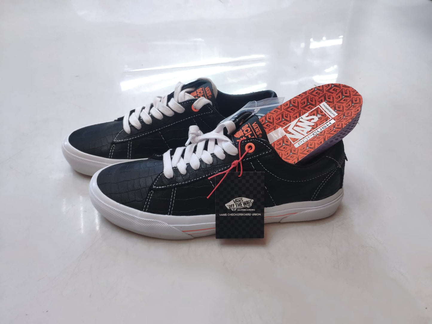 Tênis Vans Skate Sid VCU Sci-Fi Fantasy / Preto