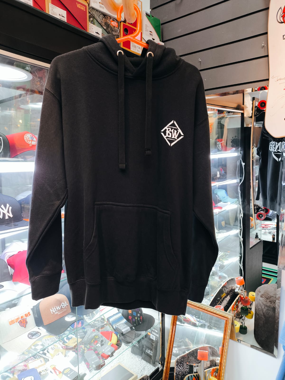 Moletom Bones Wheels Diamond Hoody Black / Preto