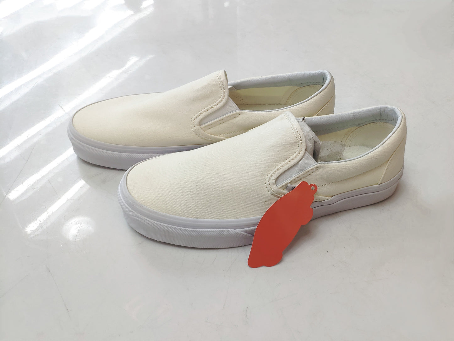Vans classic slip on cream Clearance