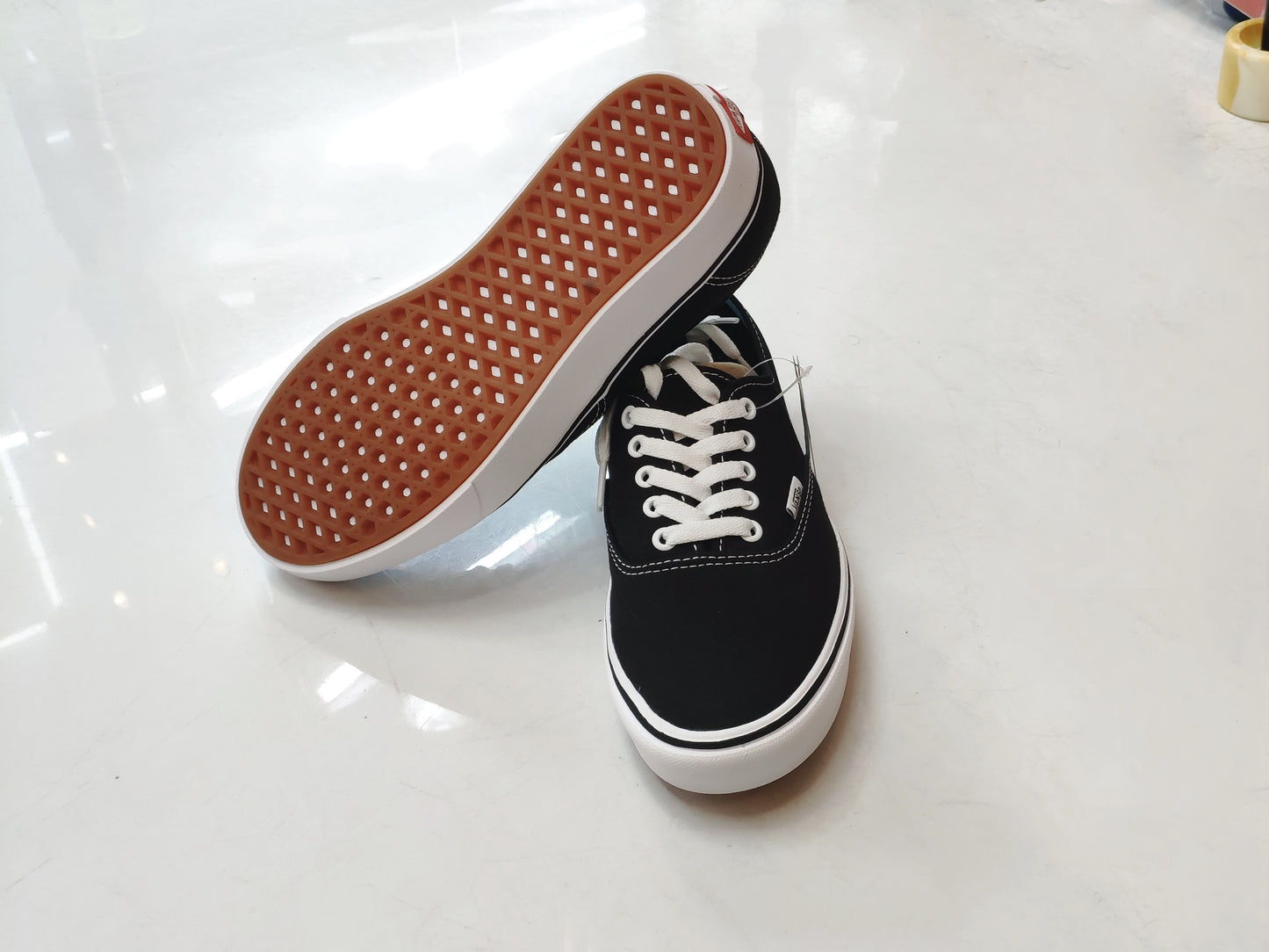 Tênis Vans Comfycush Authentic Black/Preto