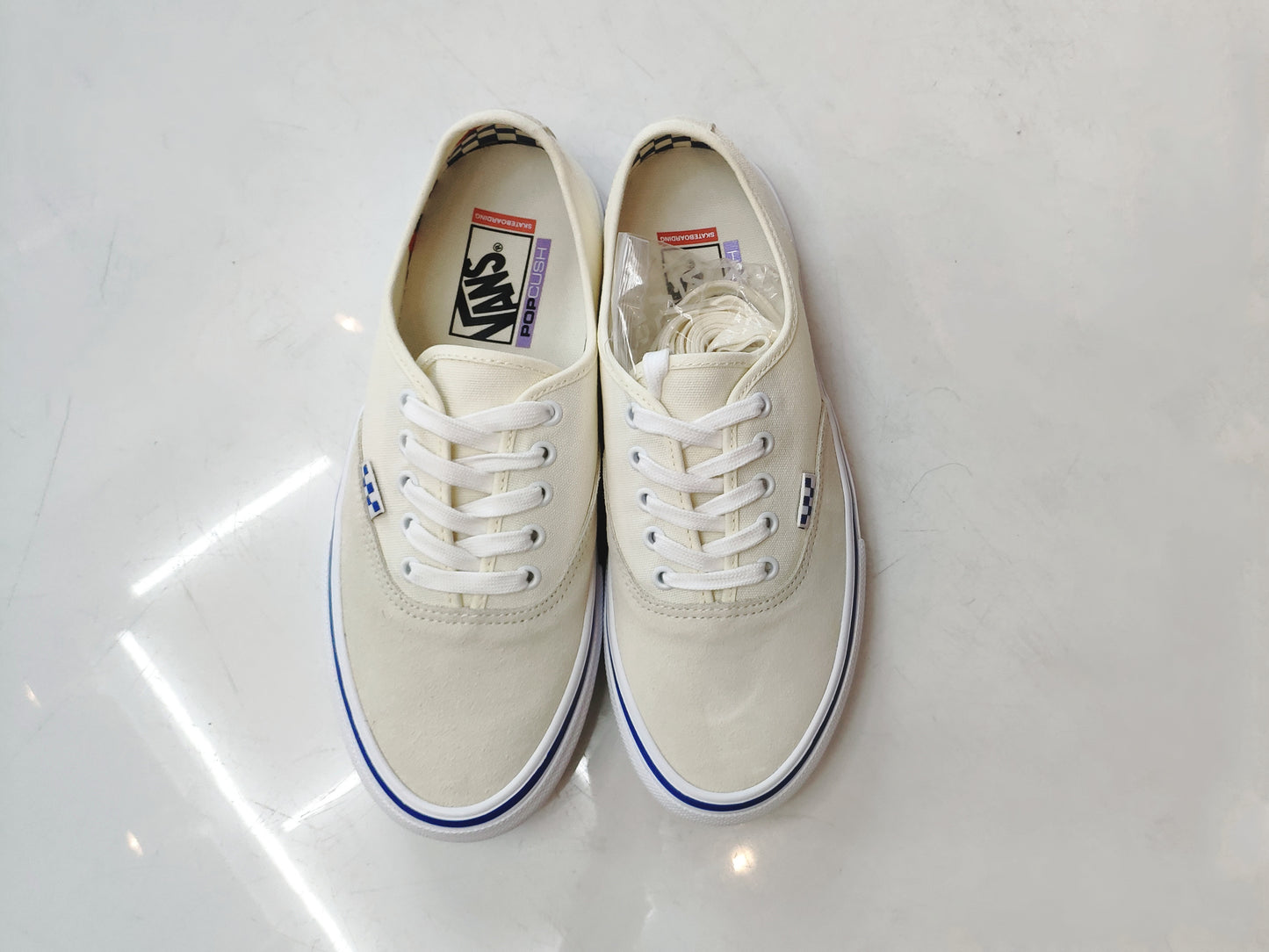 Tênis Vans Skate Authentic  White / Branco 40 BR