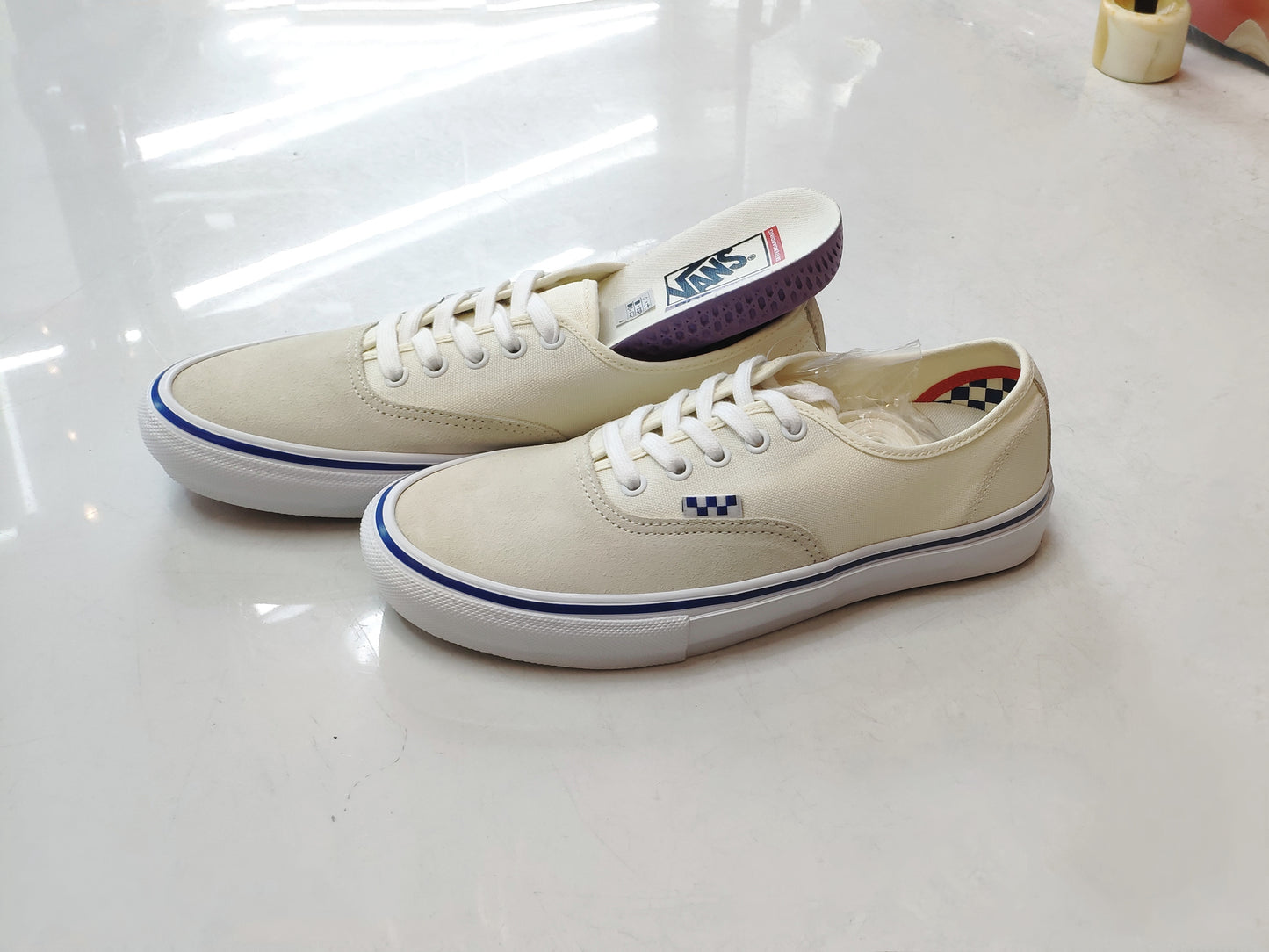 Tênis Vans Skate Authentic  White / Branco 40 BR